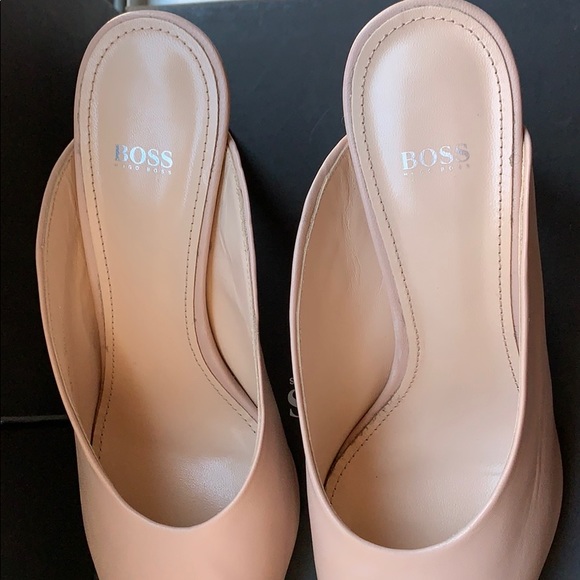 ❌SOLD❌🚫NOT FOR SALE ANYMORE🚫🤎Hugo Boss Mules🤎 - Picture 6 of 13